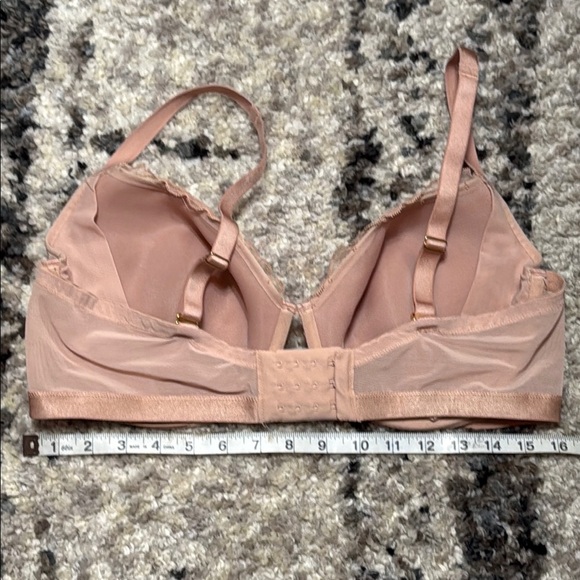 Soma Tan Lace Underwire Bra with Adjustable Straps - Picture 4 of 6